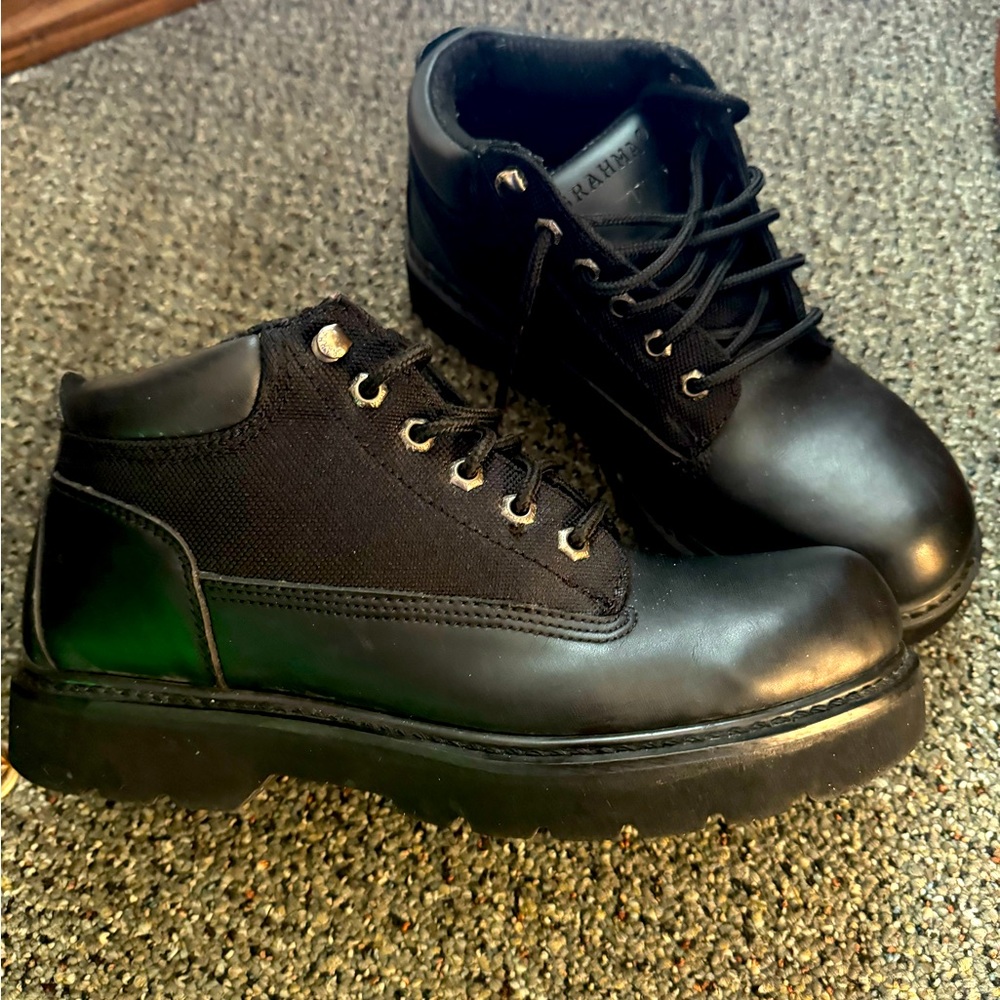 Brahma leather boots